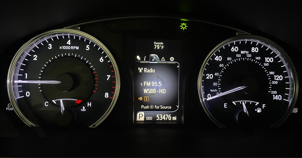 2015 TOYOTA CAMRY LE