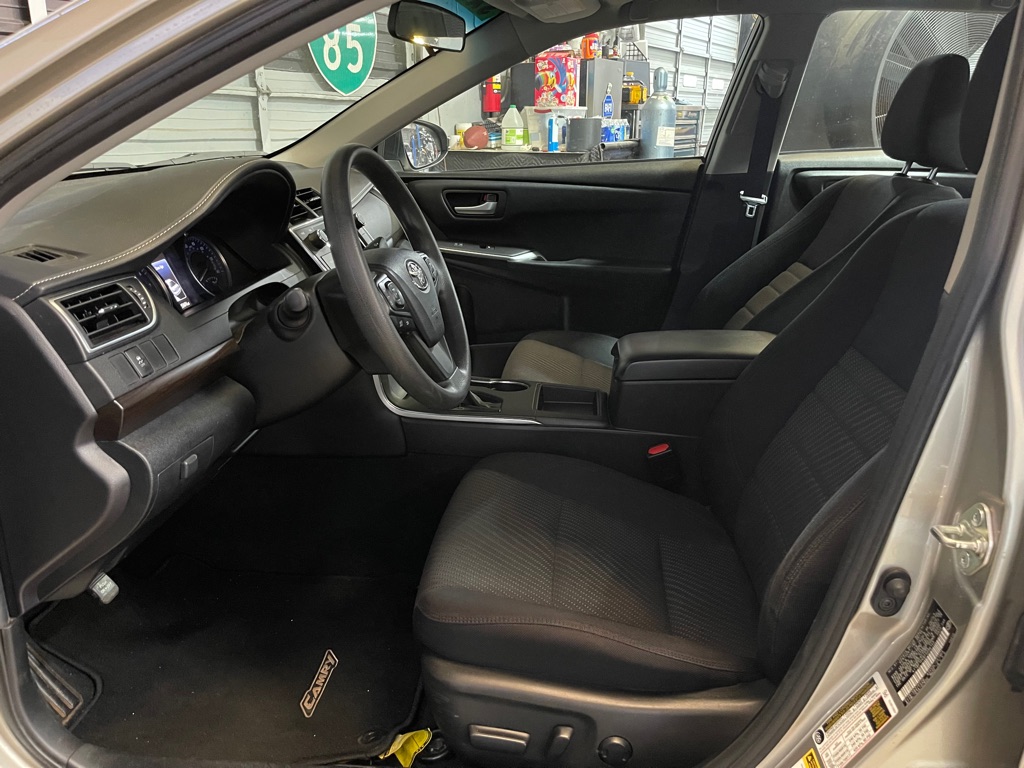2015 TOYOTA CAMRY LE