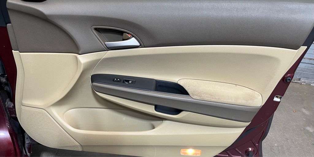 2009 HONDA ACCORD LX-P