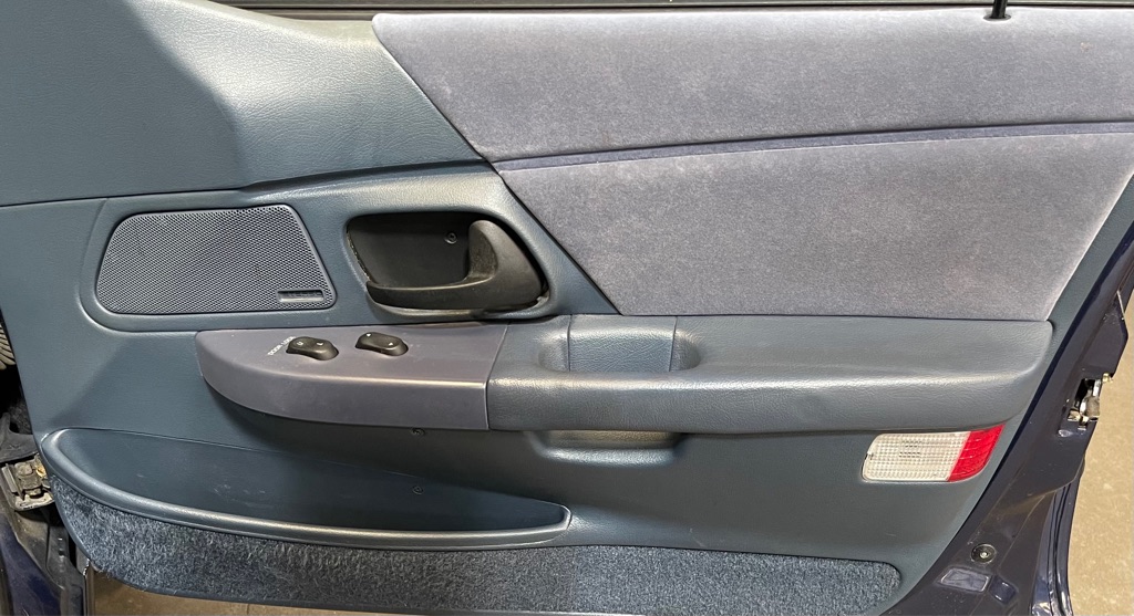 1992 FORD TAURUS GL
