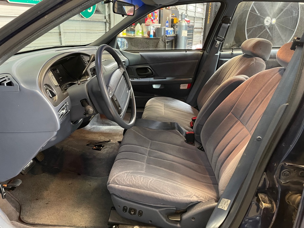1992 FORD TAURUS GL