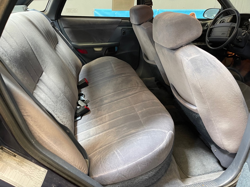 1992 FORD TAURUS GL