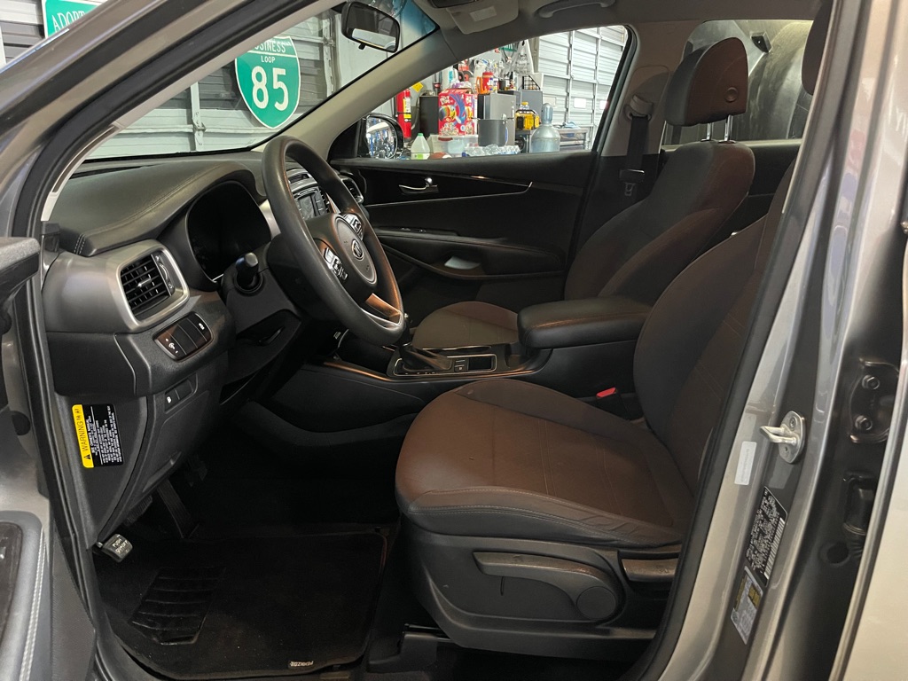 2017 KIA SORENTO L