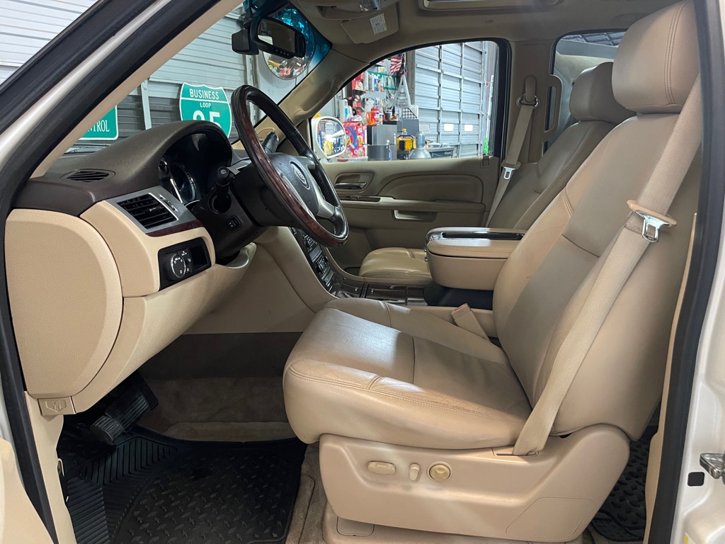 2013 CADILLAC ESCALADE PREMIUM