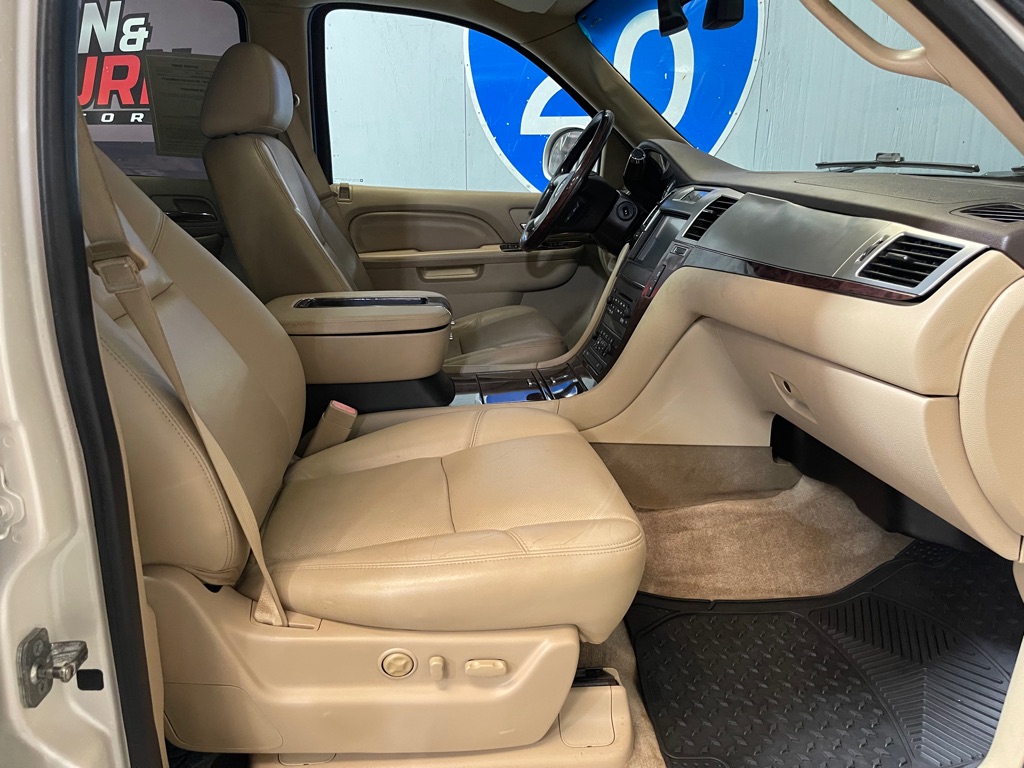 2013 CADILLAC ESCALADE PREMIUM