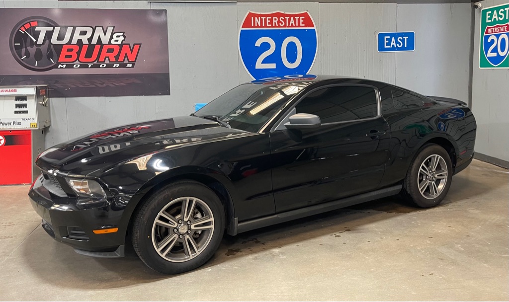 2010 FORD MUSTANG