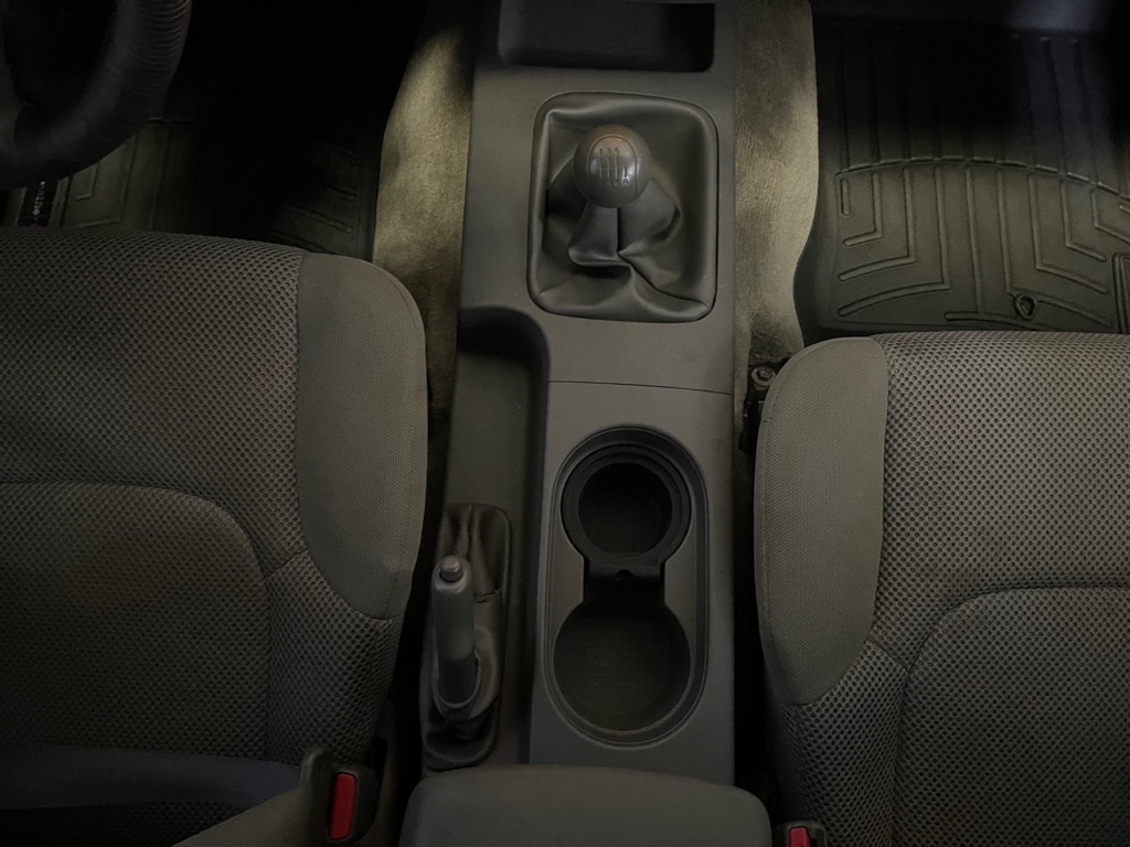 2013 NISSAN FRONTIER S