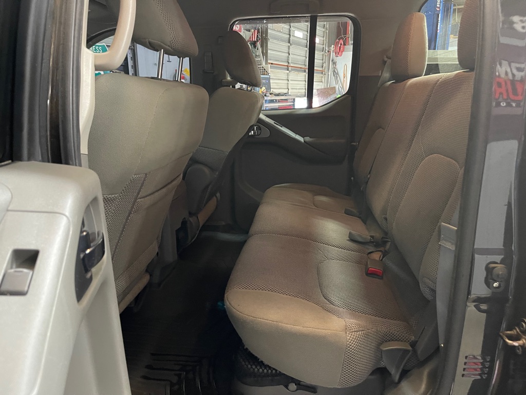 2013 NISSAN FRONTIER S