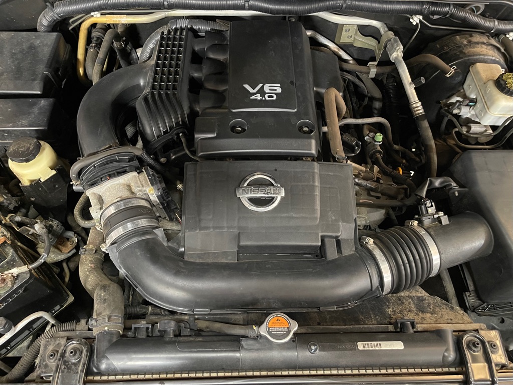 2013 NISSAN FRONTIER S
