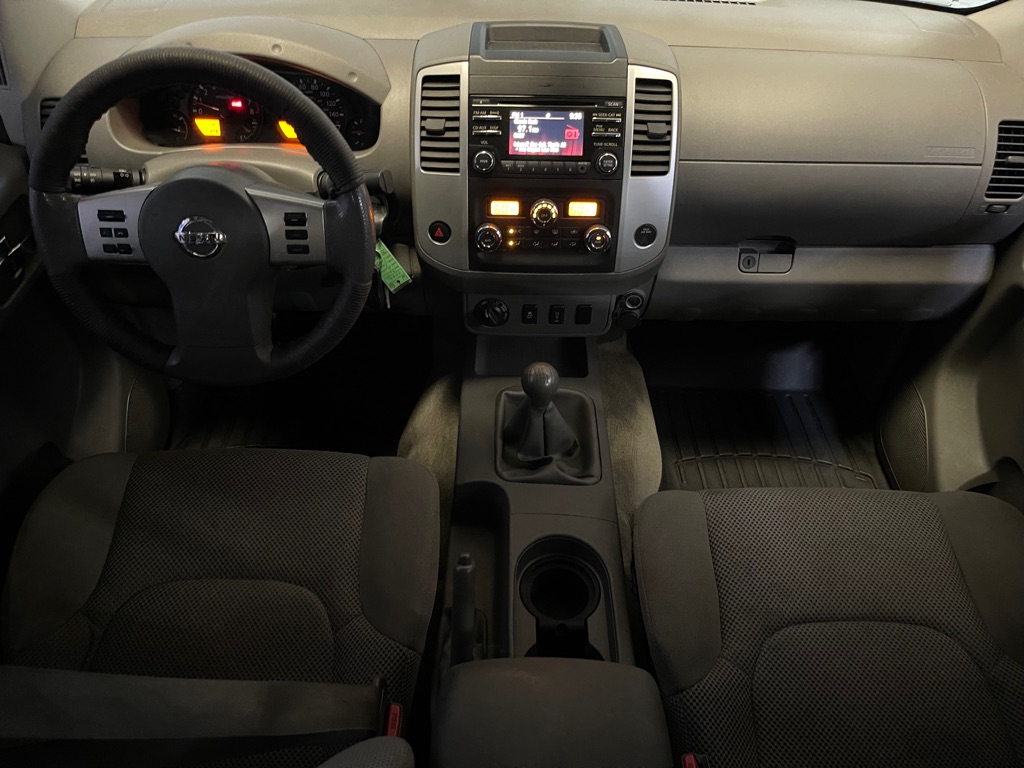 2013 NISSAN FRONTIER S