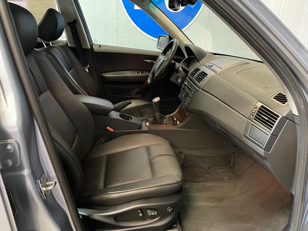 2006 BMW X3 3.0I