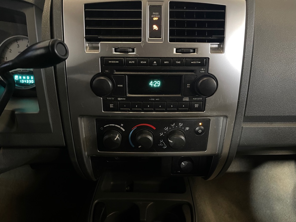 2005 DODGE DAKOTA LARAMIE