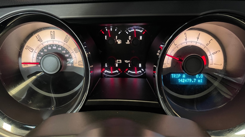 2010 FORD MUSTANG V6