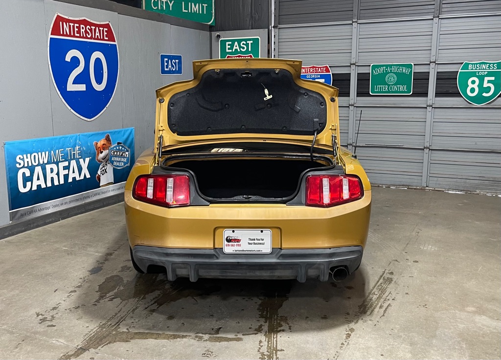 2010 FORD MUSTANG V6