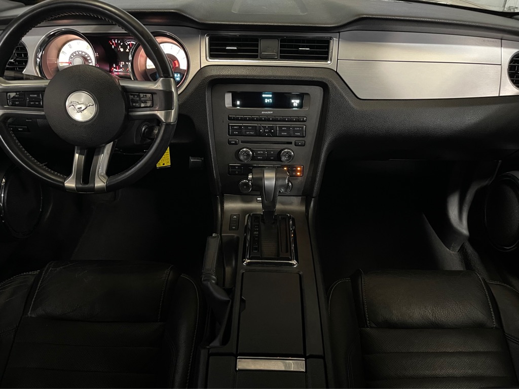 2010 FORD MUSTANG V6
