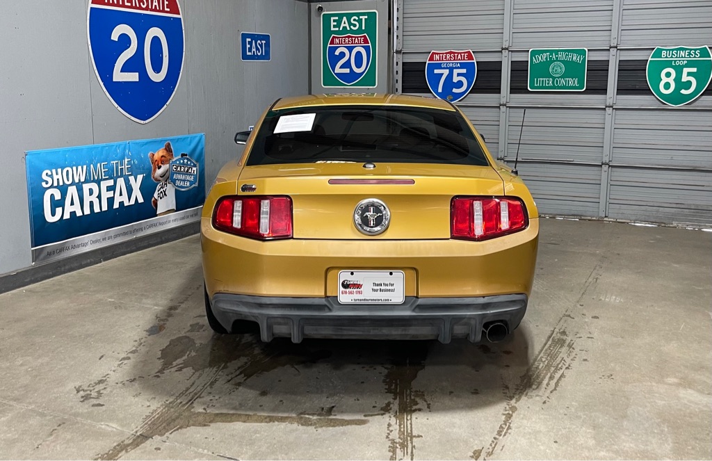2010 FORD MUSTANG V6