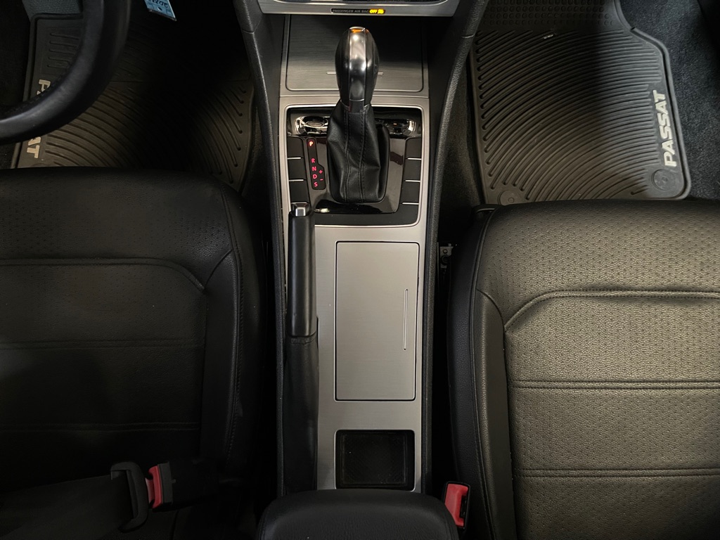 2012 VOLKSWAGEN PASSAT SE PZEV