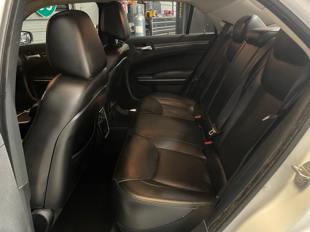 2019 CHRYSLER 300 TOURING
