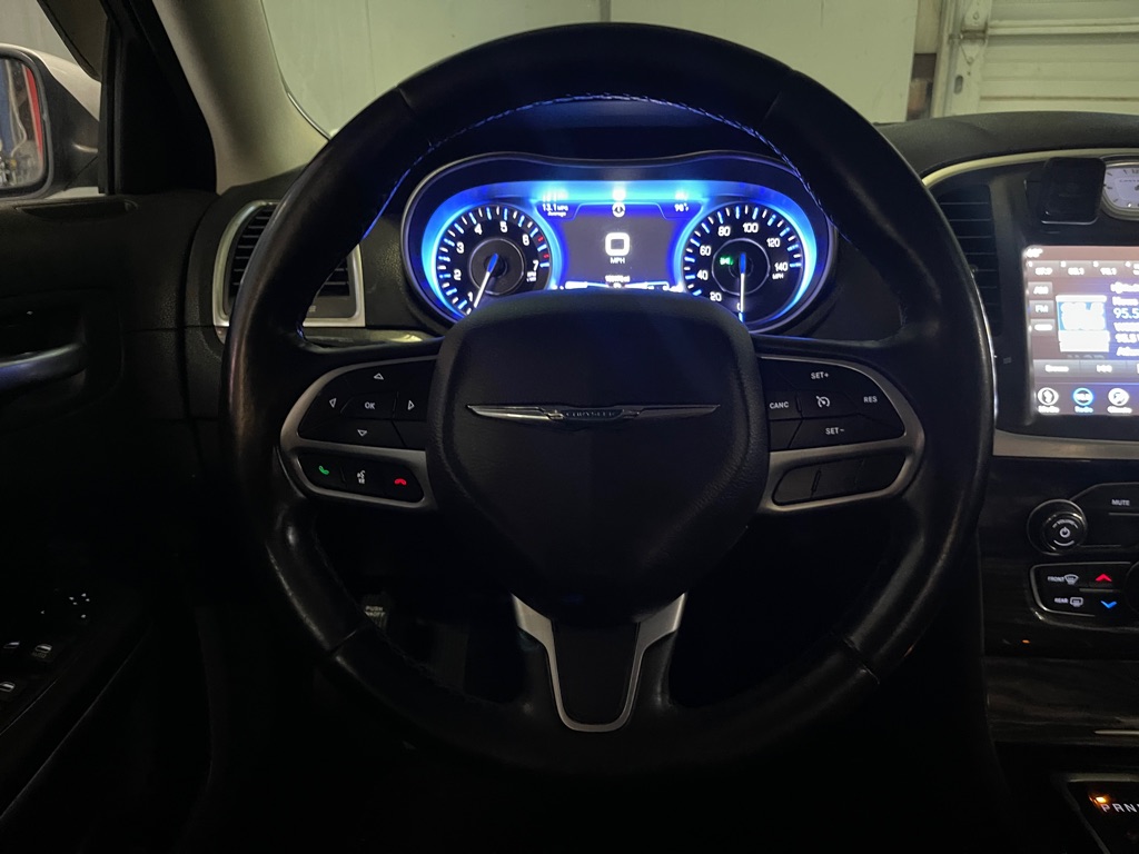 2019 CHRYSLER 300 TOURING