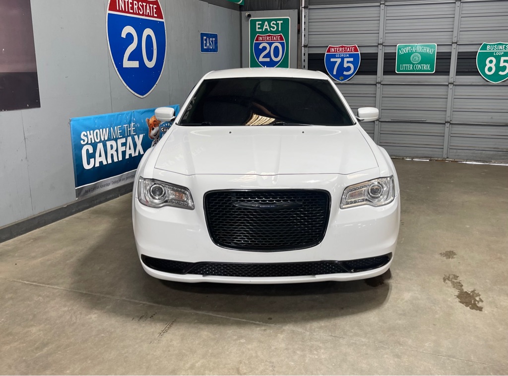 2019 CHRYSLER 300 TOURING