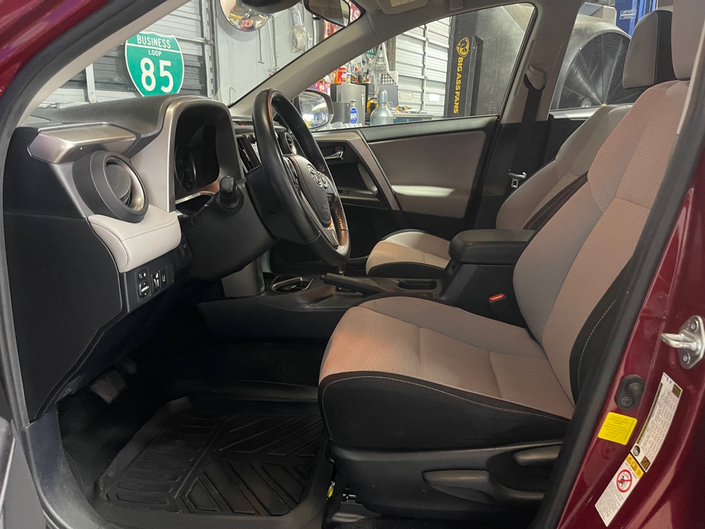 2018 TOYOTA RAV4 XLE