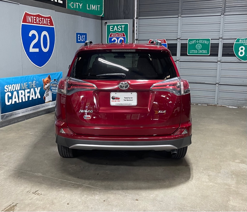 2018 TOYOTA RAV4 XLE