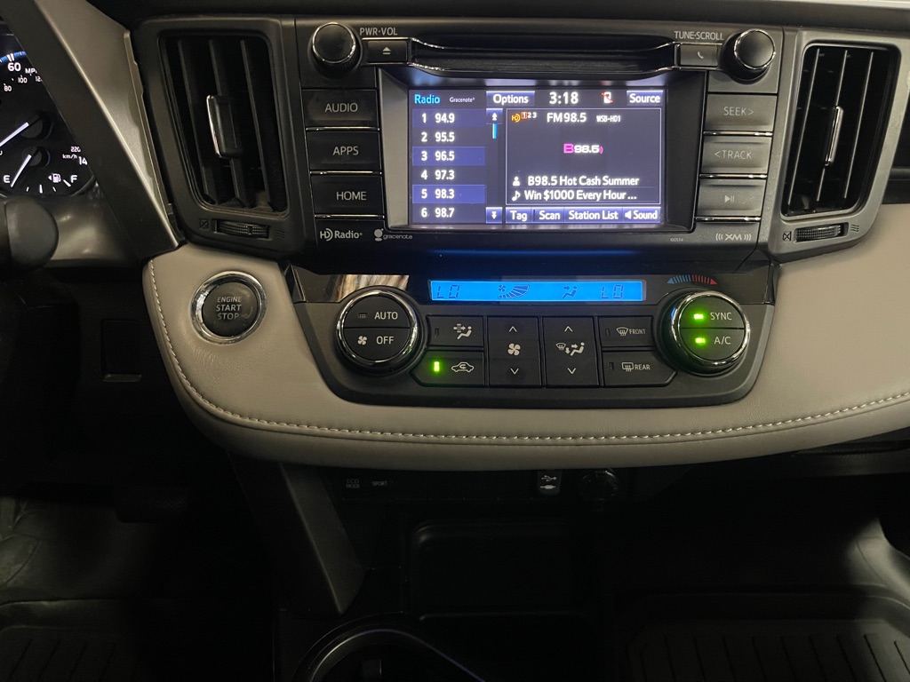 2018 TOYOTA RAV4 XLE