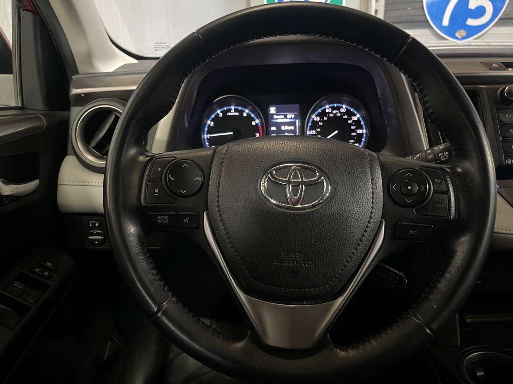 2018 TOYOTA RAV4 XLE