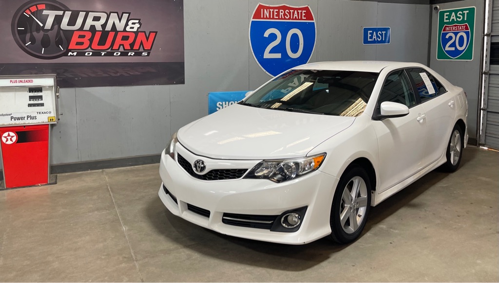2014 TOYOTA CAMRY L