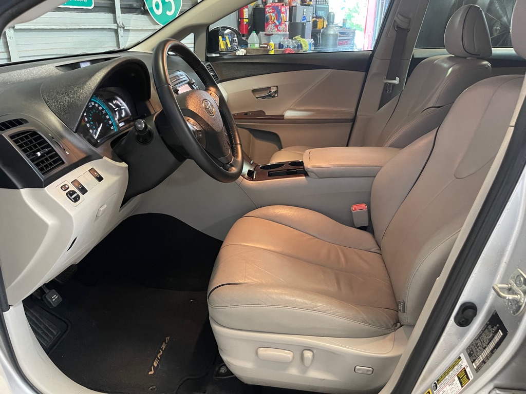 2009 Toyota Venza photo 10