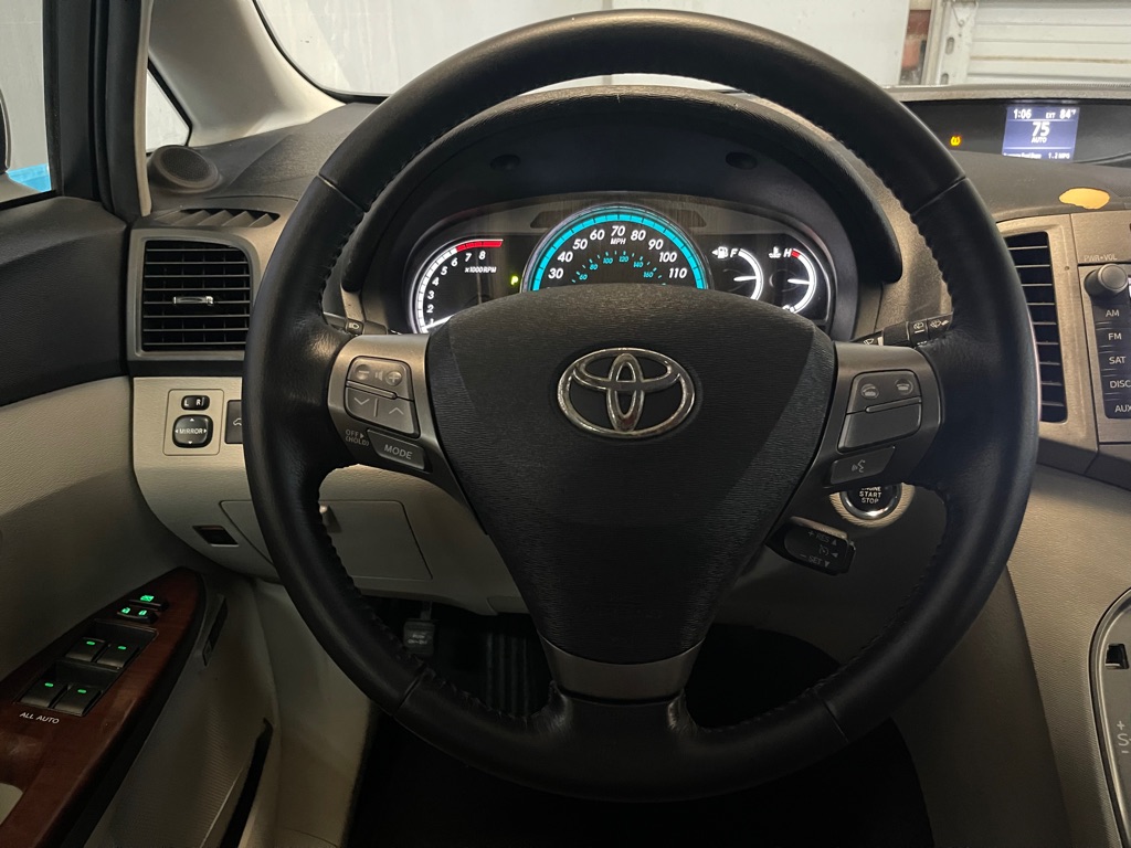 2009 Toyota Venza photo 12