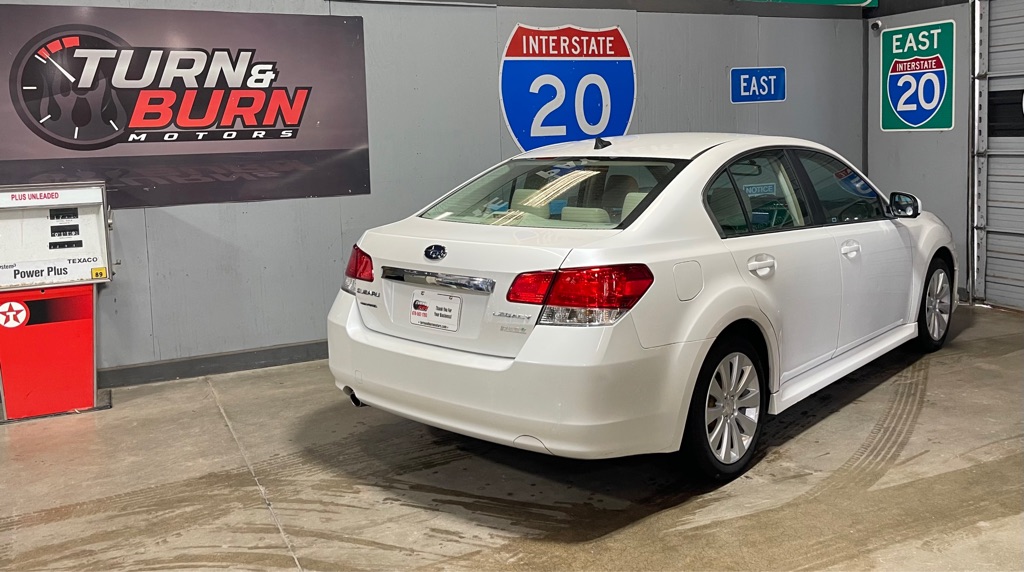 2011 SUBARU LEGACY 2.5I LIMITED