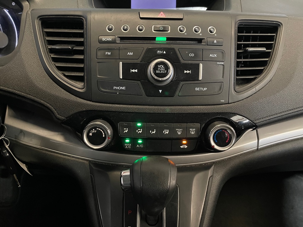 2015 Honda CR-V LX photo 13
