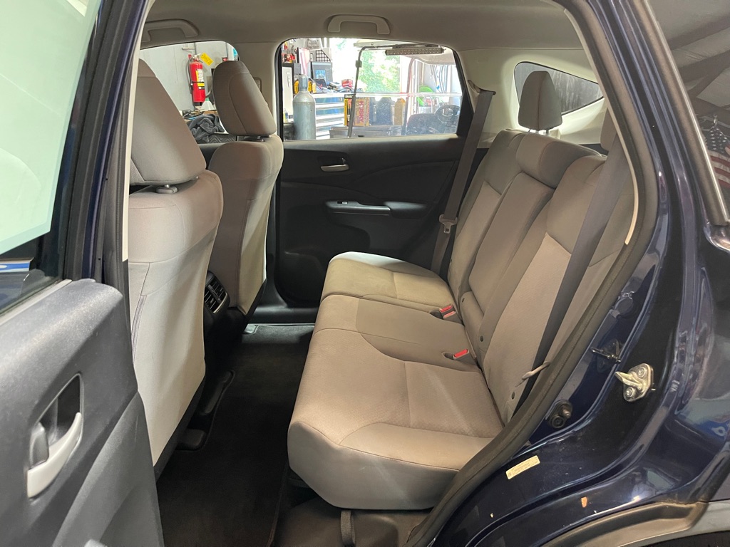 2015 Honda CR-V LX photo 18