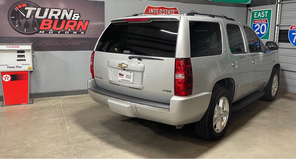 2010 CHEVROLET TAHOE LTZ