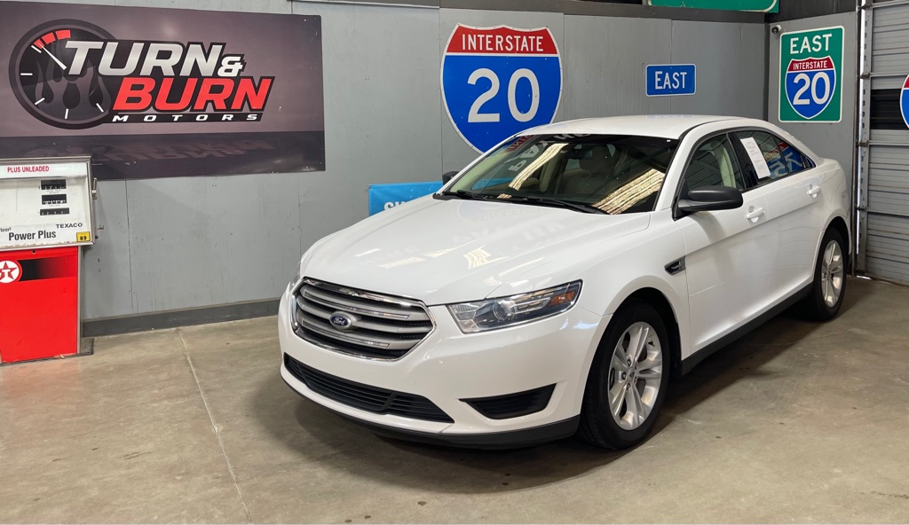 2015 FORD TAURUS SE