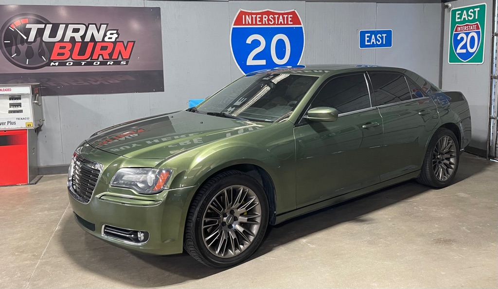 2013 CHRYSLER 300 C JOHN VARVATOS LUXURY EDITION