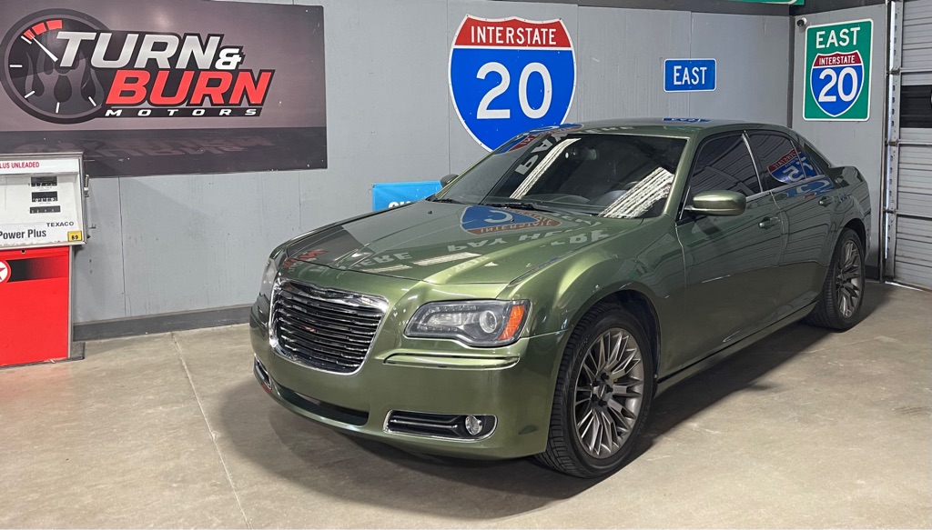 2013 CHRYSLER 300 C JOHN VARVATOS LUXURY EDITION