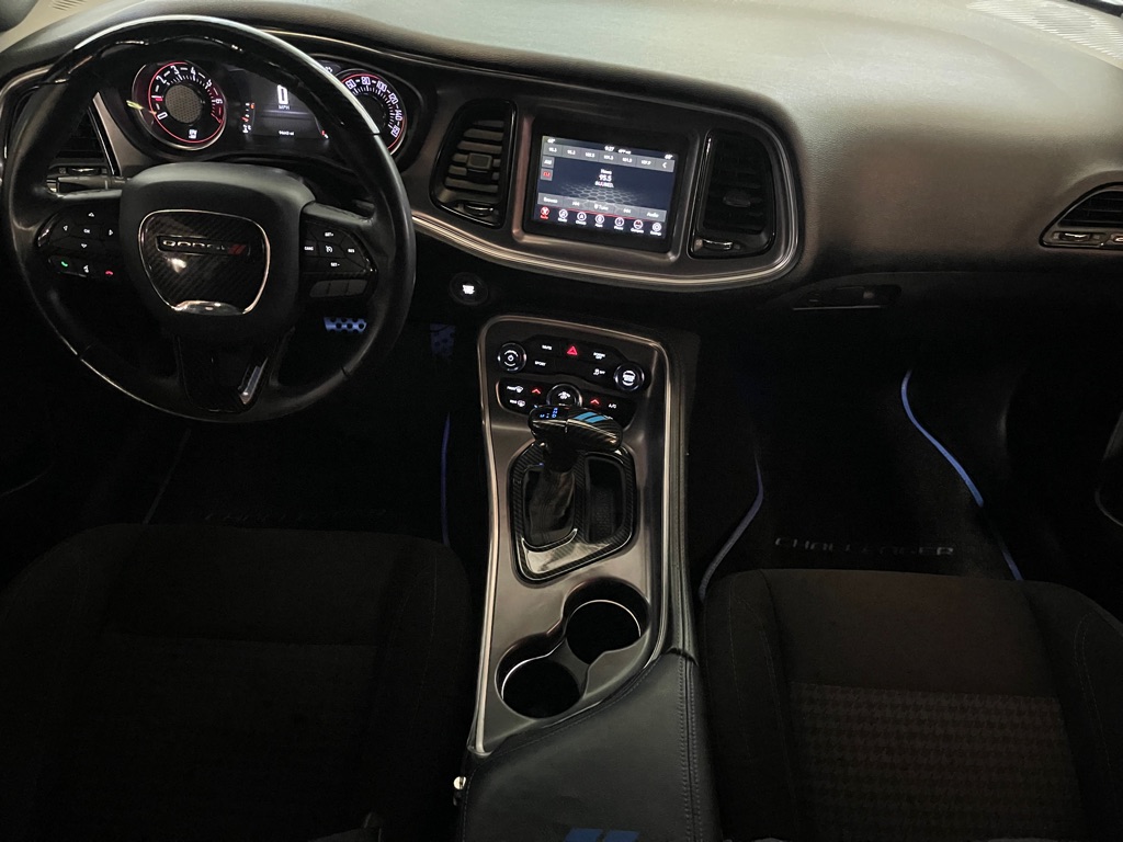 2019 Dodge Challenger SXT photo 11
