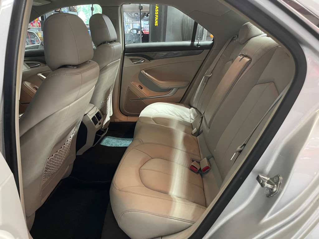 2011 Cadillac CTS Base photo 14