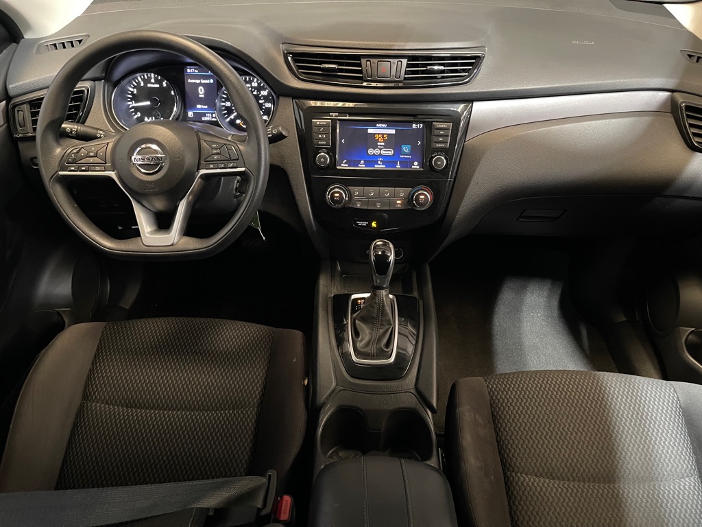 2020 Nissan Rogue Sport S photo 12