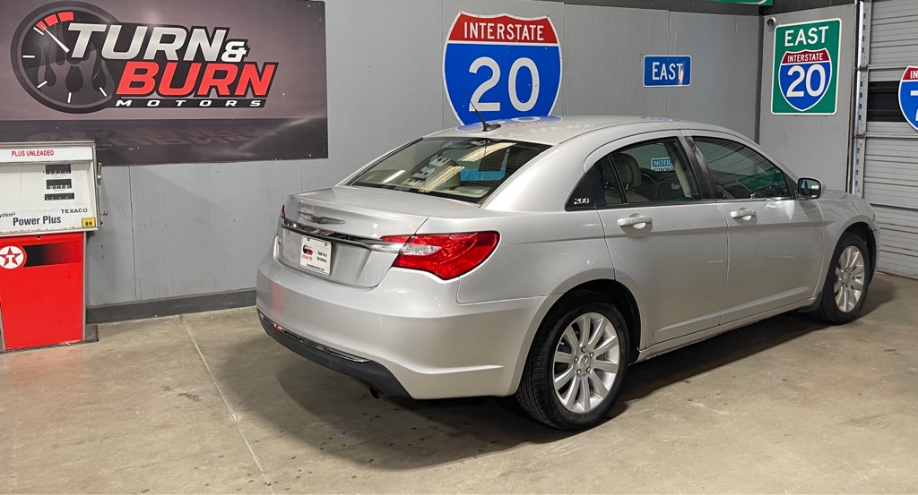2011 CHRYSLER 200 TOURING