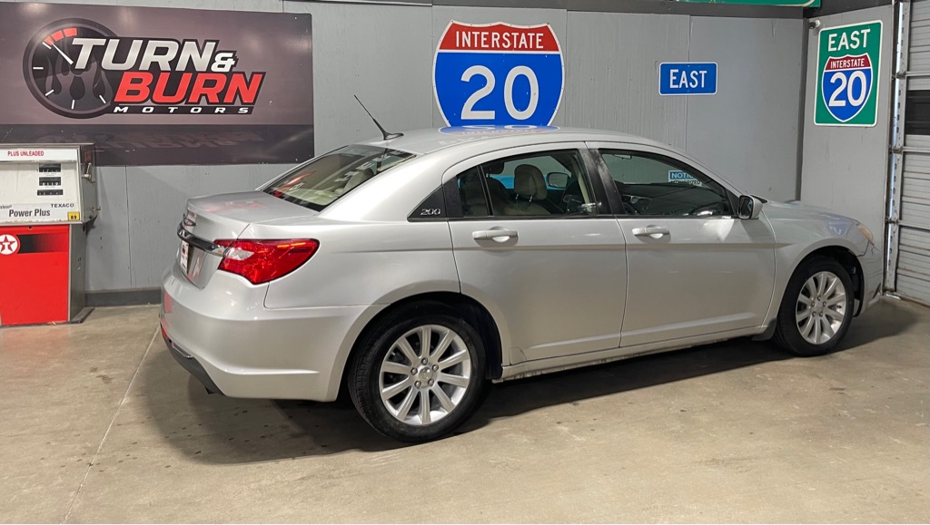 2011 CHRYSLER 200 TOURING