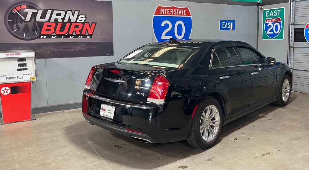 2016 CHRYSLER 300 C