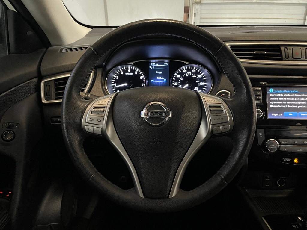 2016 Nissan Rogue S photo 11