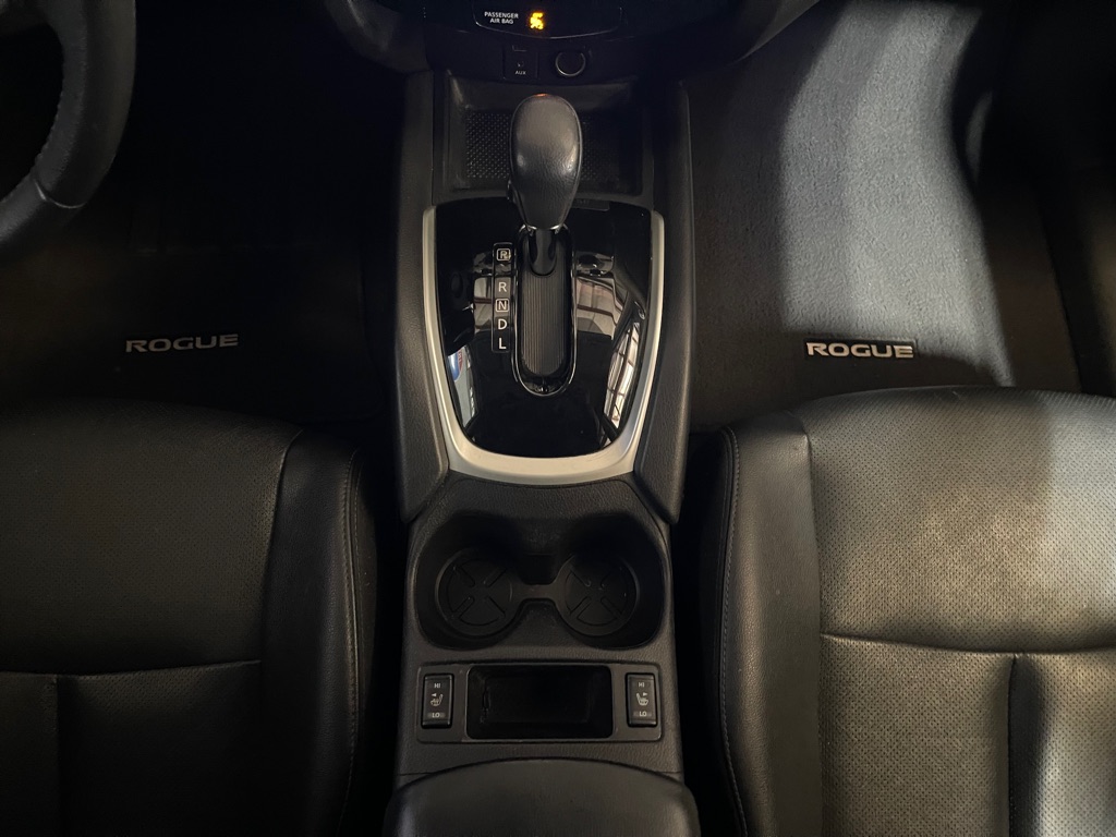 2016 Nissan Rogue S photo 13