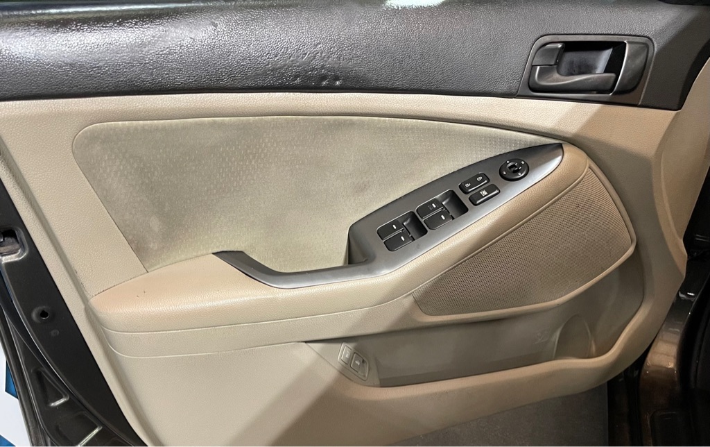2015 Kia Optima LX photo 8