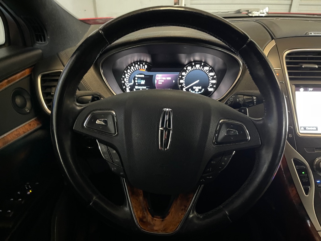 2016 Lincoln MKX Reserve photo 11