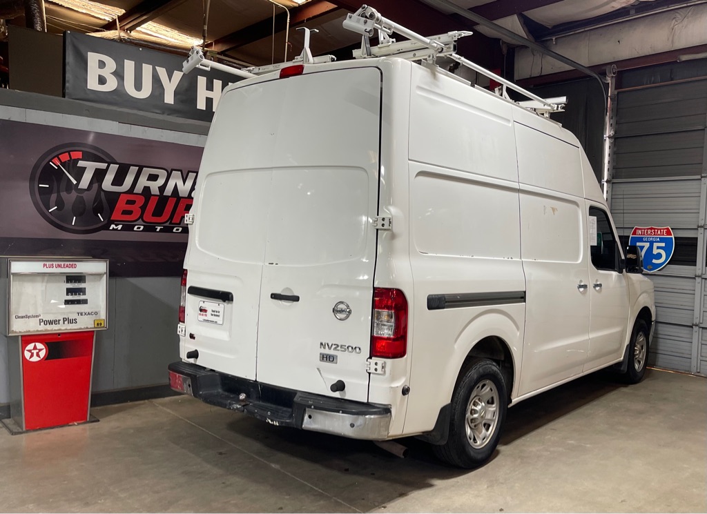 2012 NISSAN NV 2500 HD S