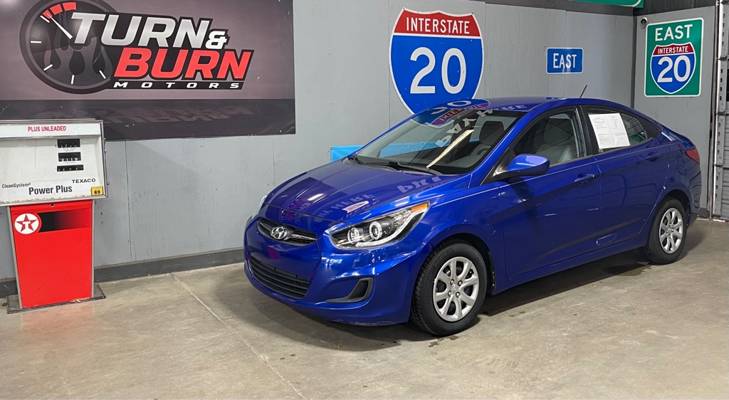 2013 HYUNDAI ACCENT GLS